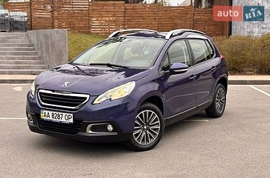 Внедорожник / Кроссовер Peugeot 2008 2015 в Киеве