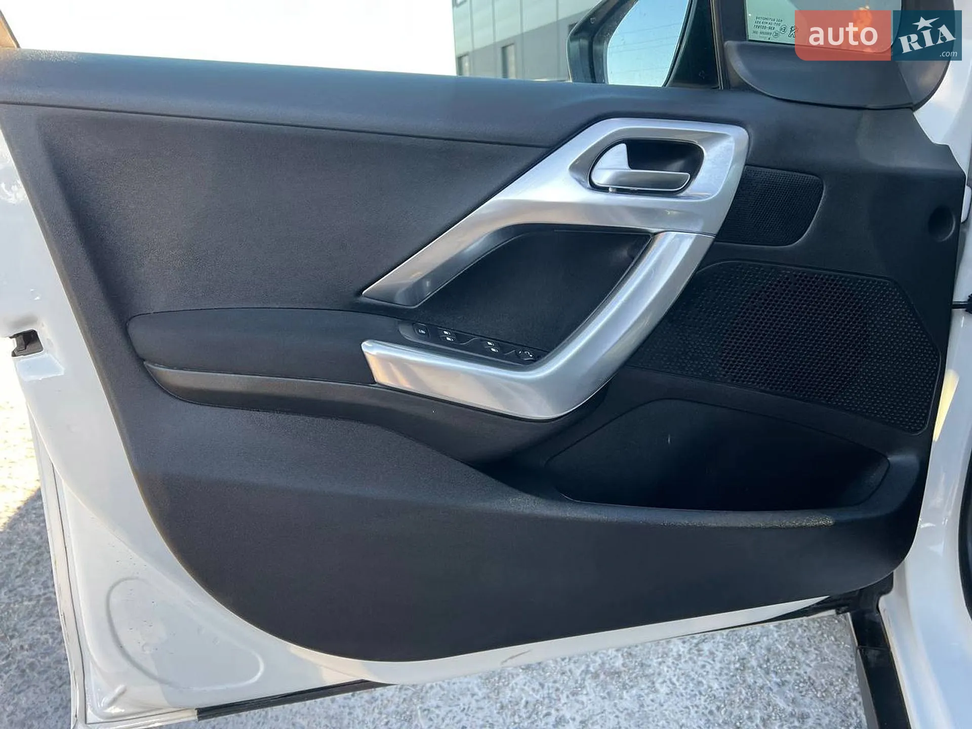 2019 Peugeot 2008 - мініатюра 16