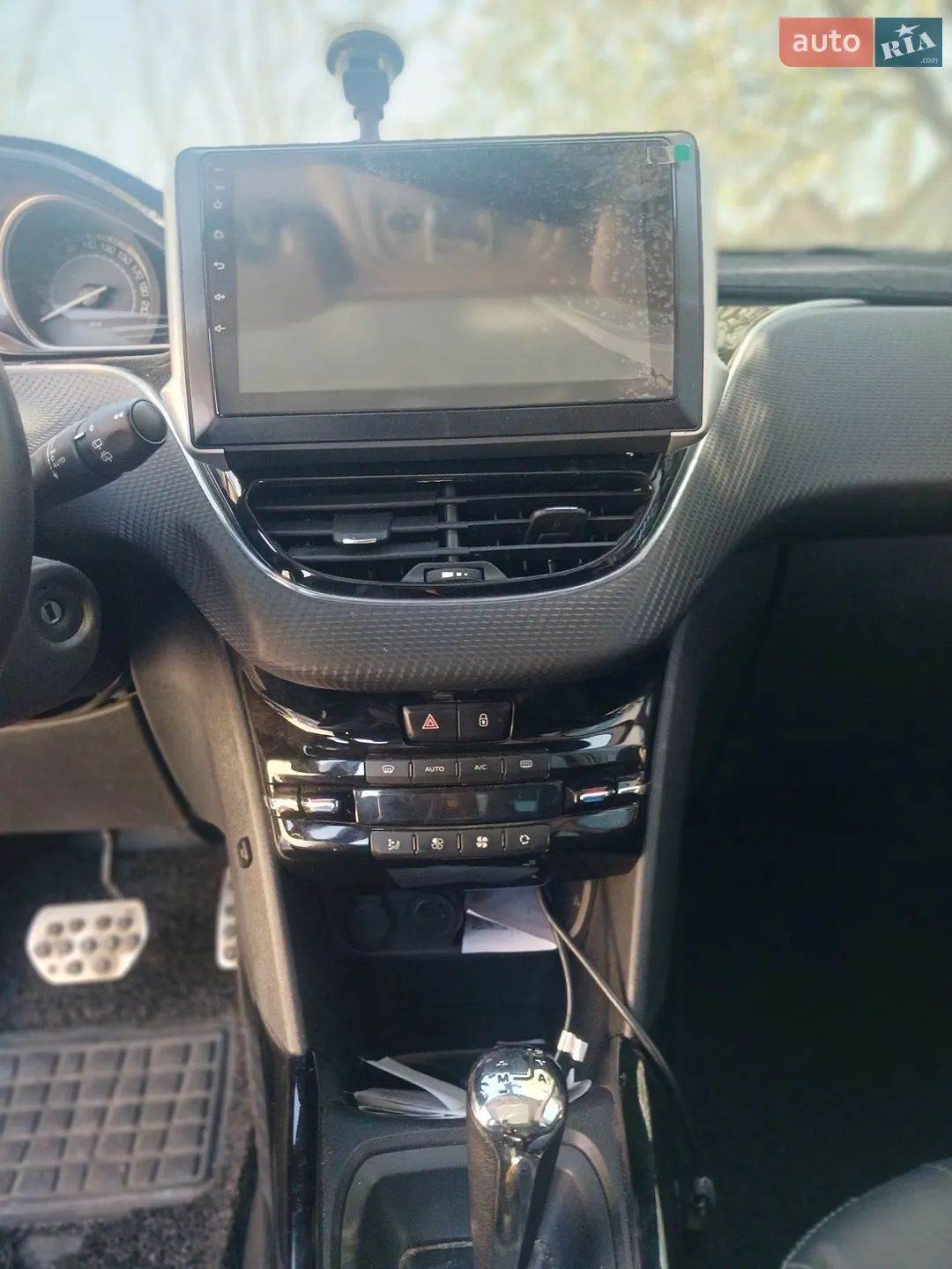 2015 Peugeot 2008 - мініатюра 6