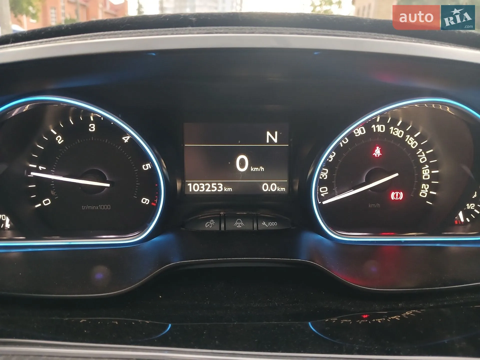 2015 Peugeot 2008 - мініатюра 5