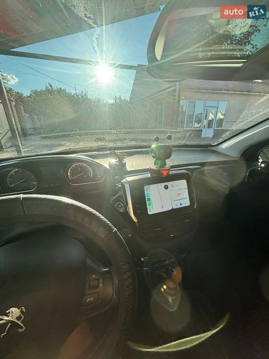 2017 Peugeot 2008 - мініатюра 26