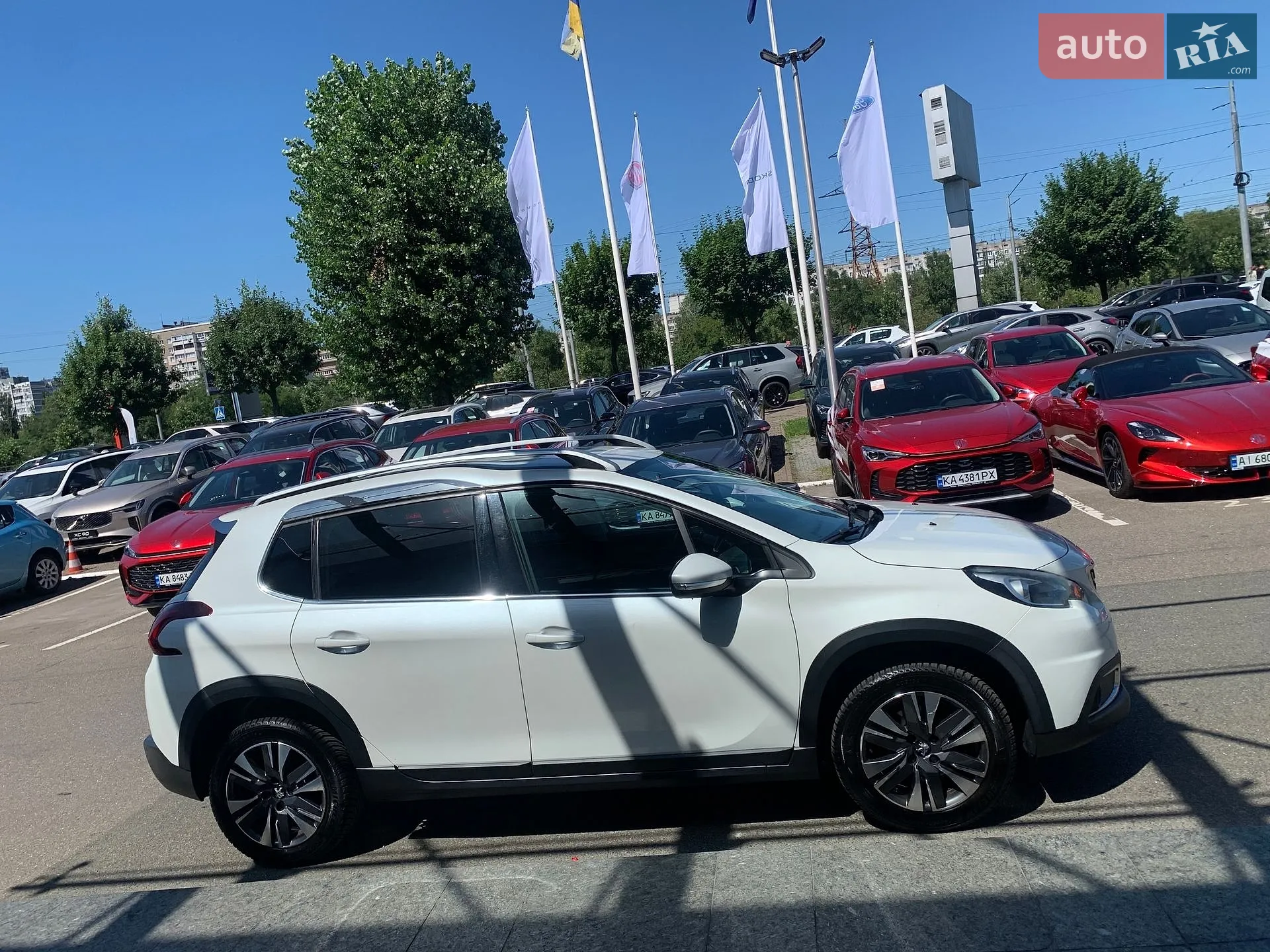 2018 Peugeot 2008 - мініатюра 5
