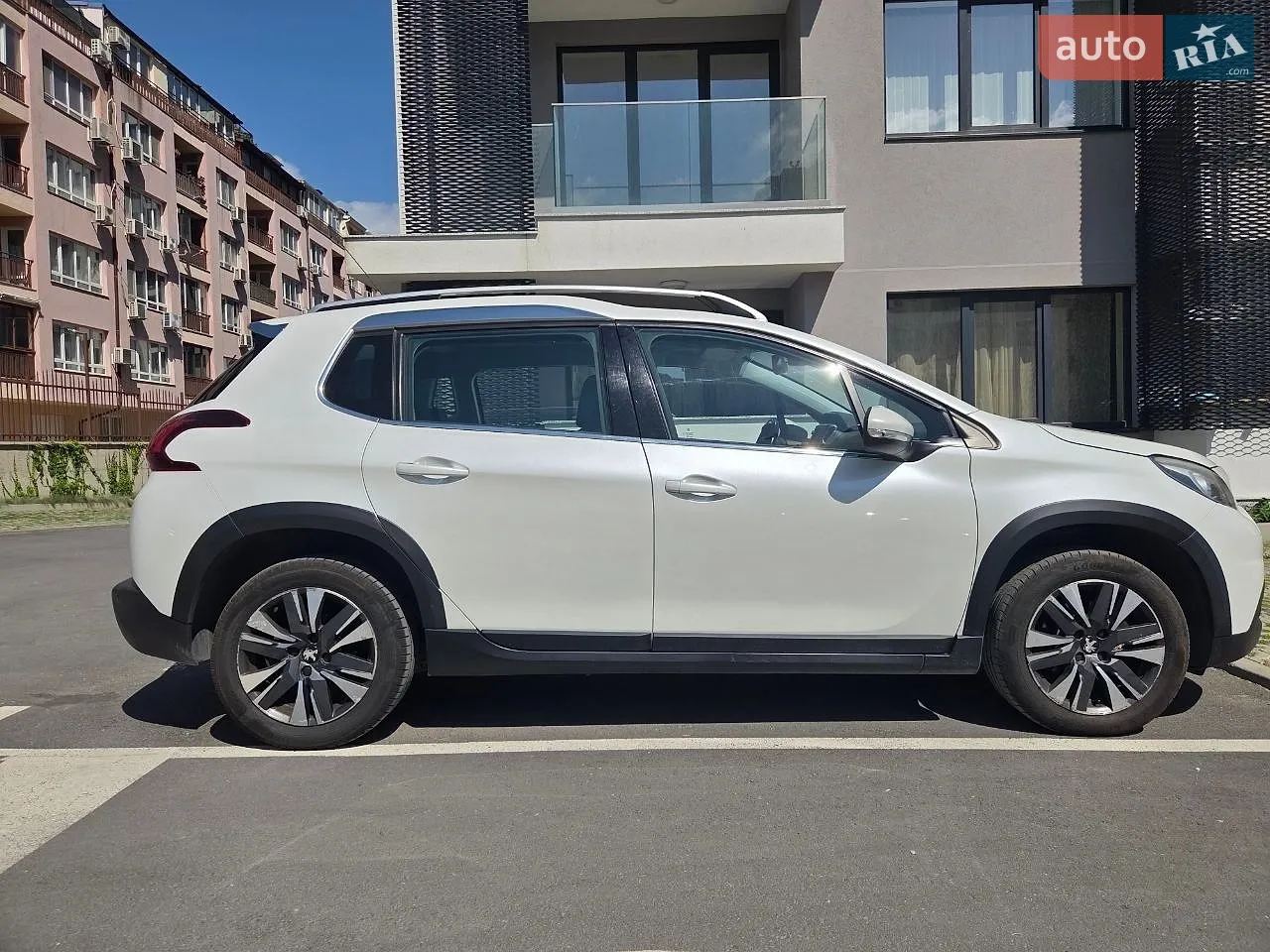 2015 Peugeot 2008 - мініатюра 14