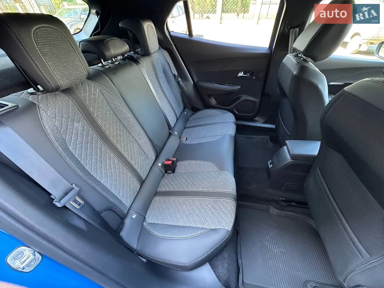 2023 Peugeot 2008 - мініатюра 32