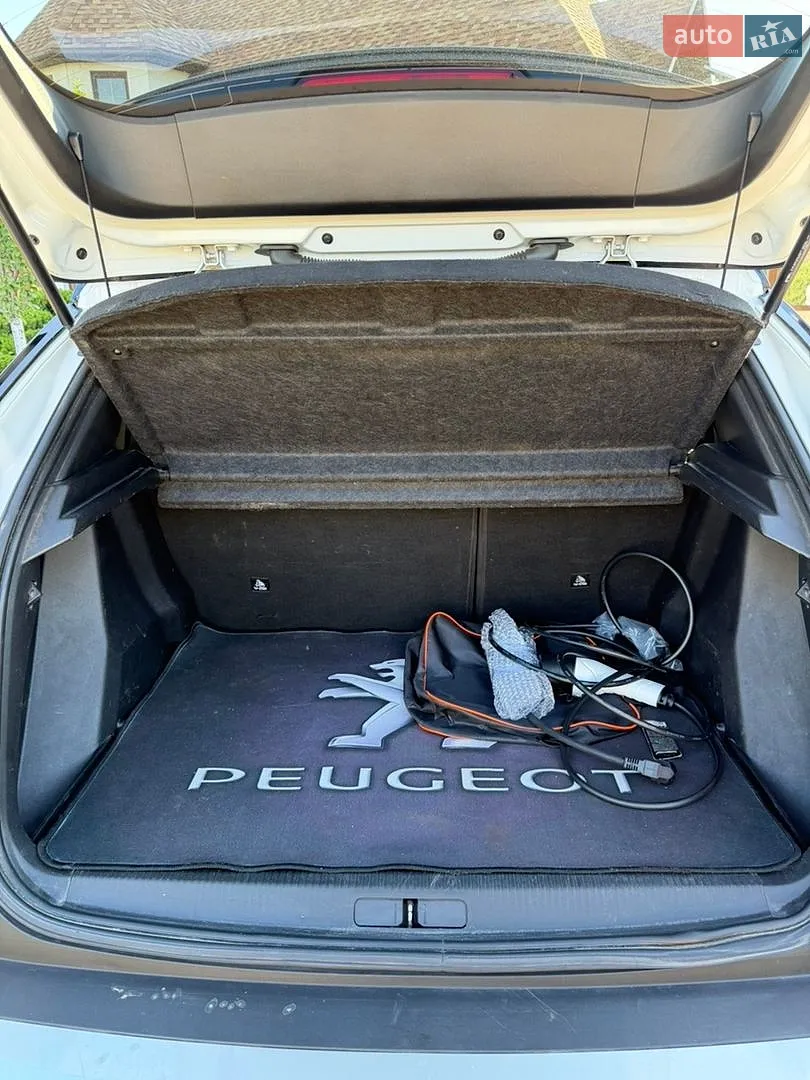 2020 Peugeot 2008 - мініатюра 11