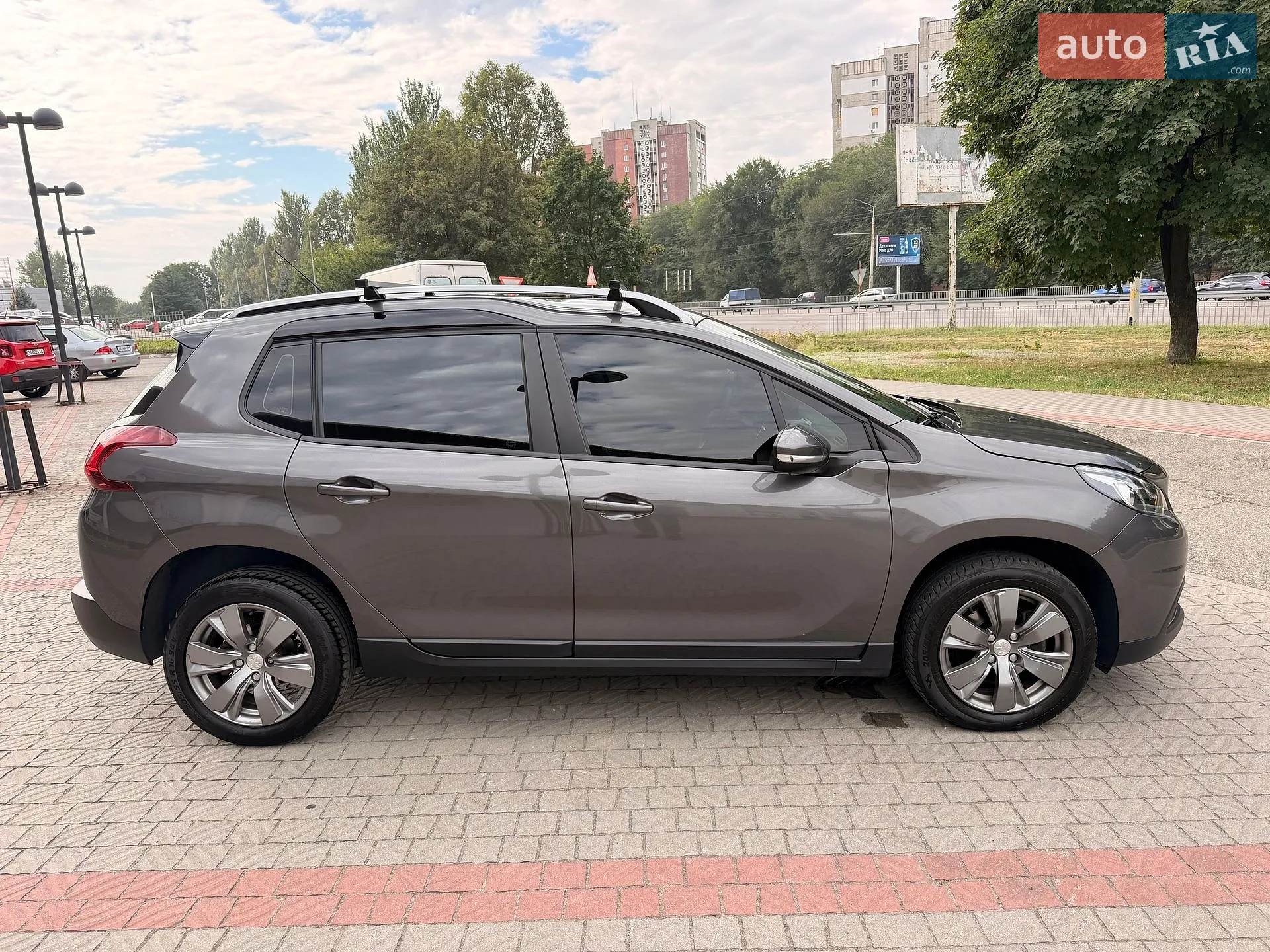 2019 Peugeot 2008 - мініатюра 9