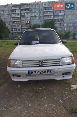 Хэтчбек Peugeot 205 1988 в Запорожье