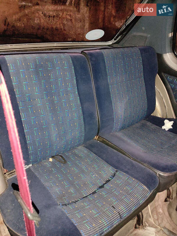 Хетчбек Peugeot 205 1986 в Києві