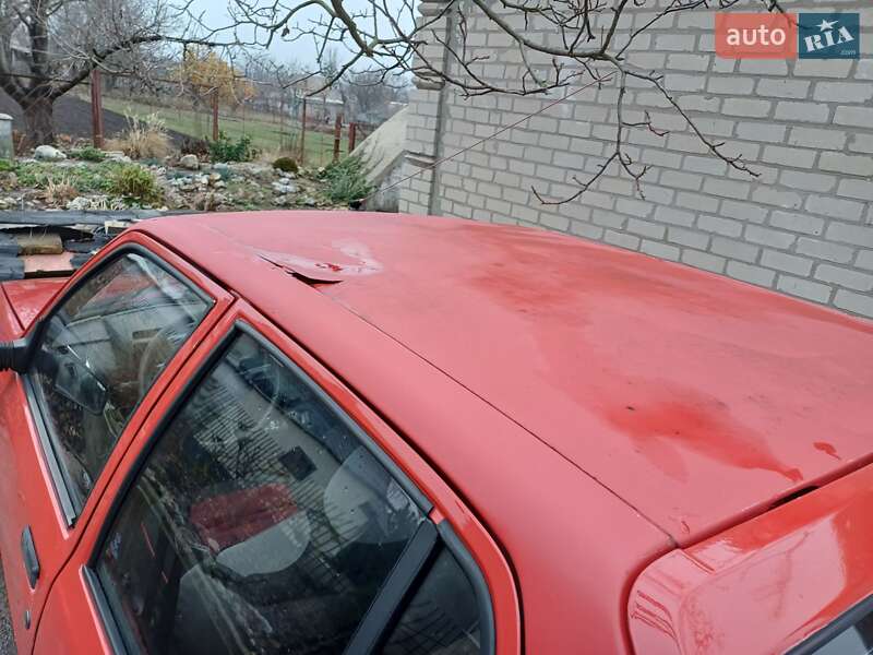 Хэтчбек Peugeot 205 1990 в Днепре