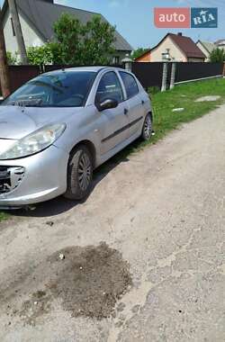 Хетчбек Peugeot 206+ 2012 в Рівному