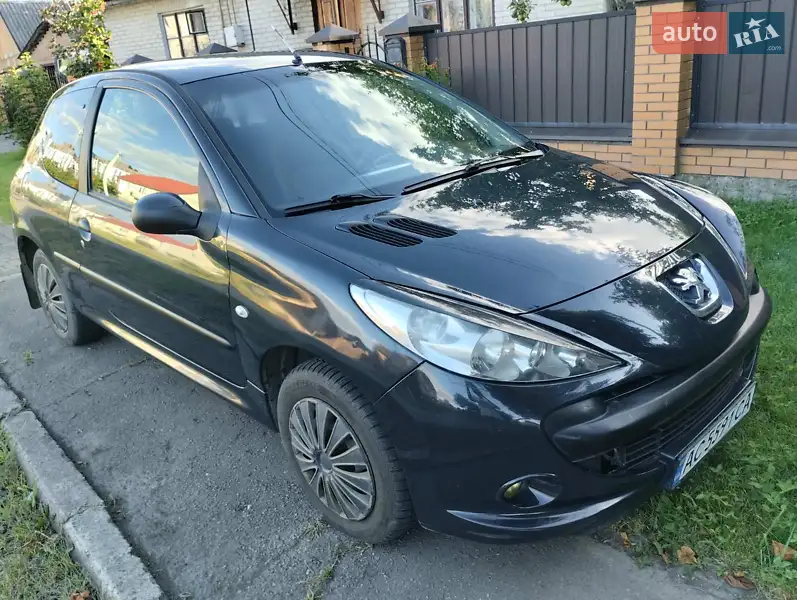 Peugeot 206+ 2011