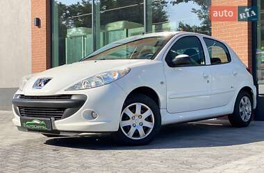 Хэтчбек Peugeot 206 plus 2009 в Киеве
