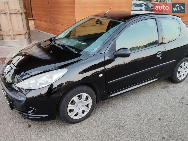 Хэтчбек Peugeot 206 plus 2009 в Киеве фото 4 Хэтчбек Peugeot 206 plus 2009 в Киеве