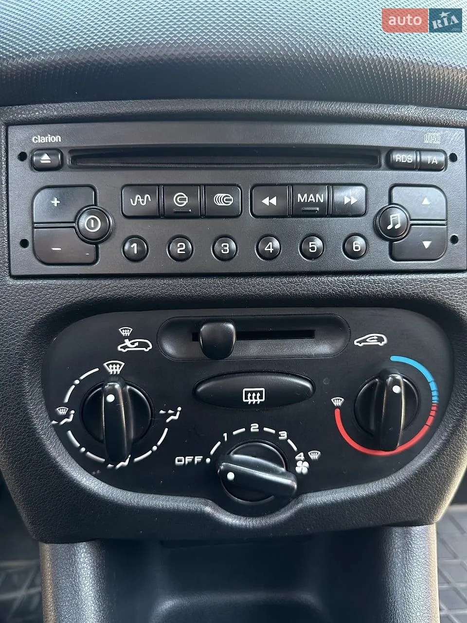 2010 Peugeot 206 - мініатюра 18