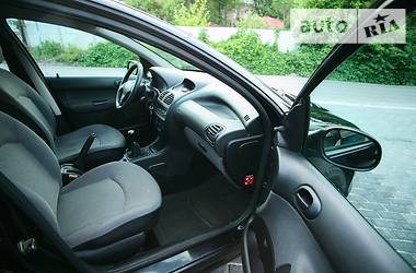 Седан Peugeot 206 2007 в Днепре