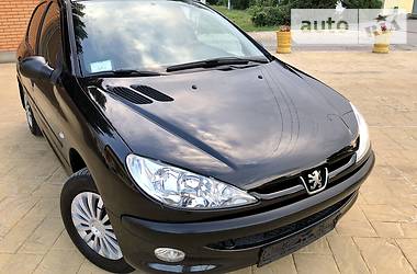 Хэтчбек Peugeot 206 2009 в Одессе