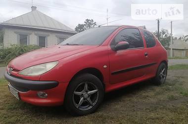 Хэтчбек Peugeot 206 2002 в Нежине