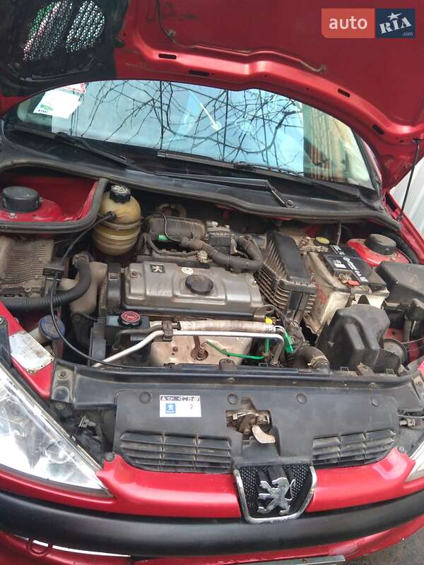 Седан Peugeot 206 2008 в Новомиргороді