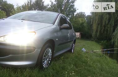 Хетчбек Peugeot 206 2005 в Крижополі