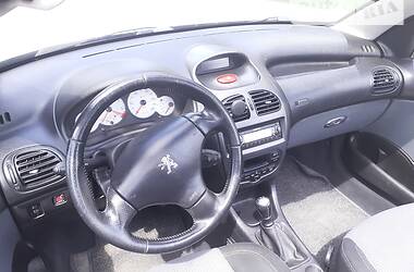 Кабриолет Peugeot 206 2004 в Киеве