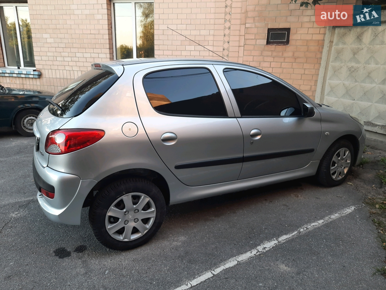 2010 Peugeot 206 - мініатюра 10