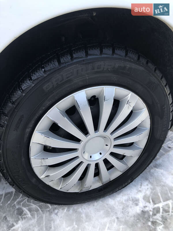 Хэтчбек Peugeot 206 2006 в Ирпене