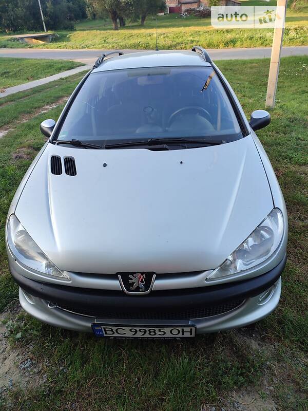 Універсал Peugeot 206 2003 в Бродах