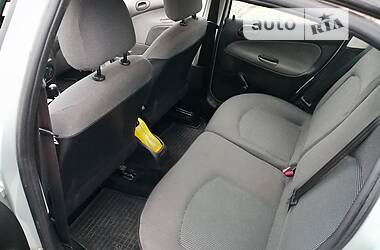 Седан Peugeot 206 2010 в 