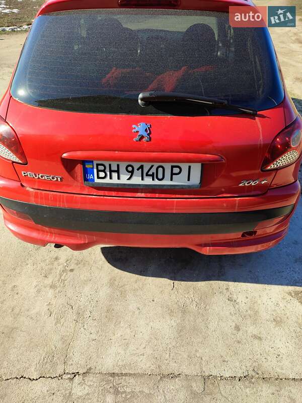 Хетчбек Peugeot 206 2011 в Одесі