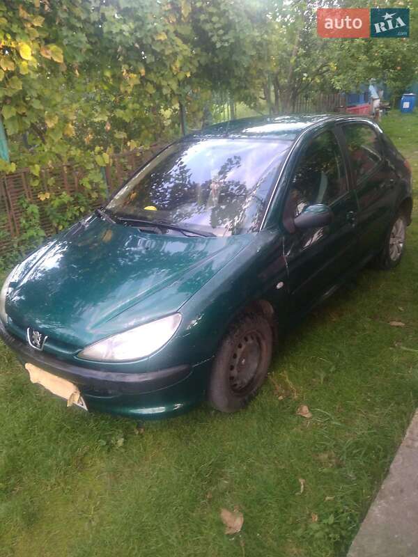 Хетчбек Peugeot 206 2003 в Львові