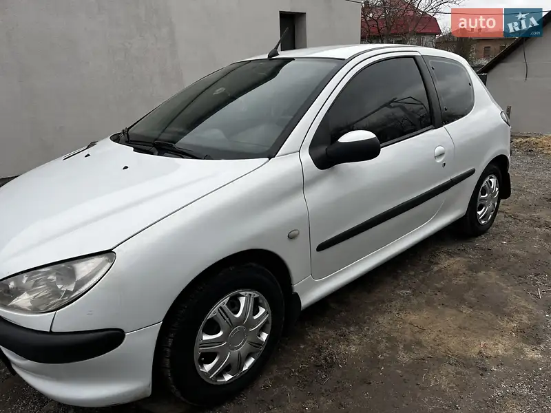 Peugeot 206
