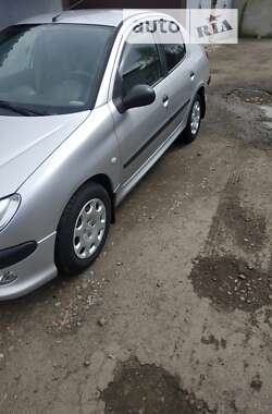 Седан Peugeot 206 2008 в Харькове