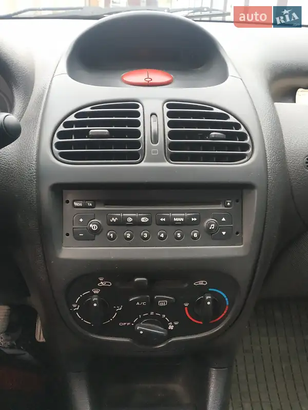 Peugeot 206