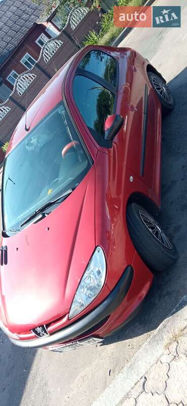 Хетчбек Peugeot 206 2005 в Овручі
