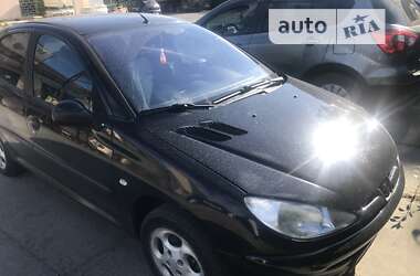 Хетчбек Peugeot 206 2002 в Обухові