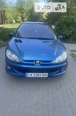 Хэтчбек Peugeot 206 2006 в Умани