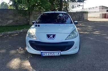 Хэтчбек Peugeot 206 2011 в Коломые