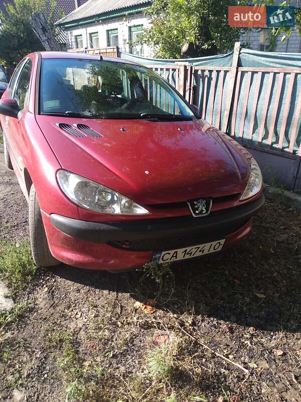 Хэтчбек Peugeot 206 2005 в Черкассах