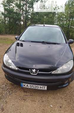 Хэтчбек Peugeot 206 2006 в Малине