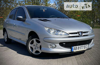 Хэтчбек Peugeot 206 2007 в Виннице