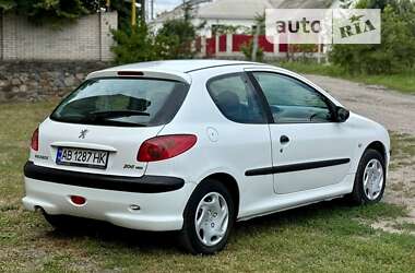 Хетчбек Peugeot 206 2003 в Жмеринці