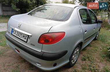 Седан Peugeot 206 2009 в Києві