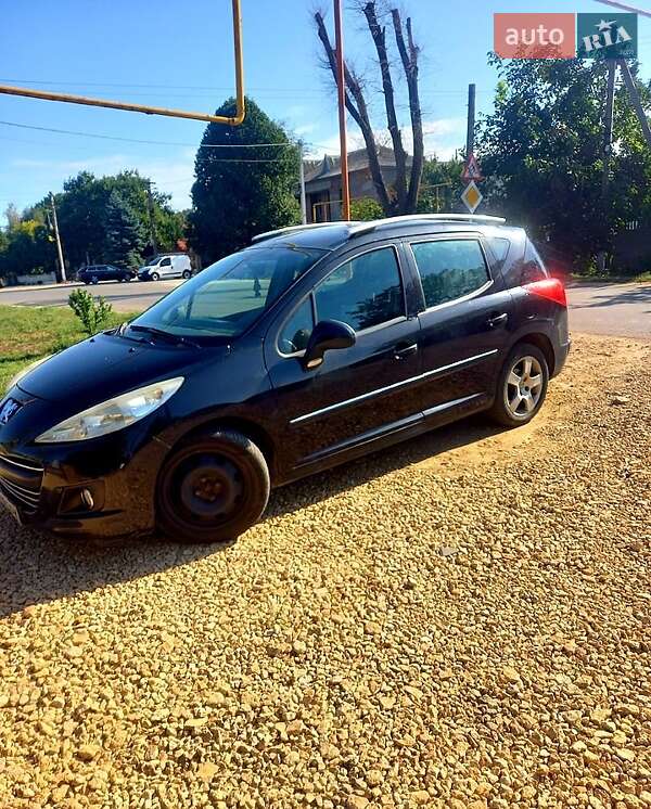 Хетчбек Peugeot 206 2011 в Теплодарі