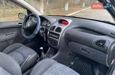 Хетчбек Peugeot 206 2003 в Дрогобичі