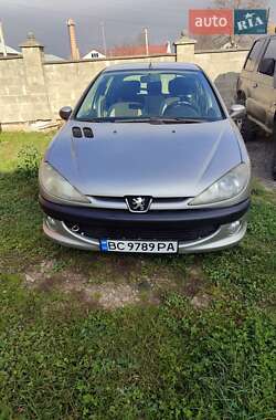 Хетчбек Peugeot 206 2004 в Бориславі