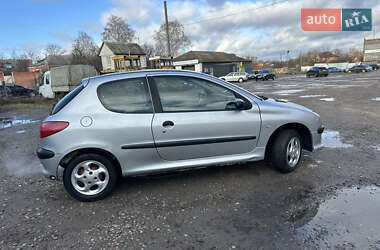 Хетчбек Peugeot 206 2002 в Ніжині