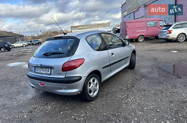 Хетчбек Peugeot 206 2002 в Ніжині