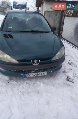 Хэтчбек Peugeot 206 2000 в Сатанове