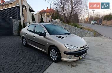 Седан Peugeot 206 2007 в Ужгороді