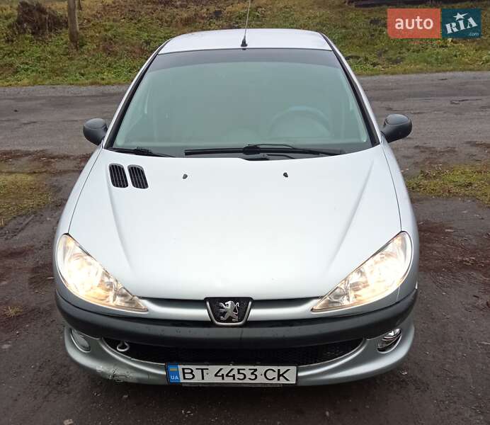 Седан Peugeot 206 2008 в Шепетівці